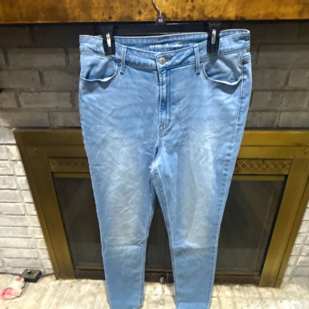 Women’s Old Navy High-Rise Super Skinny Light Wash Stretch Jeans Size 14 Tall